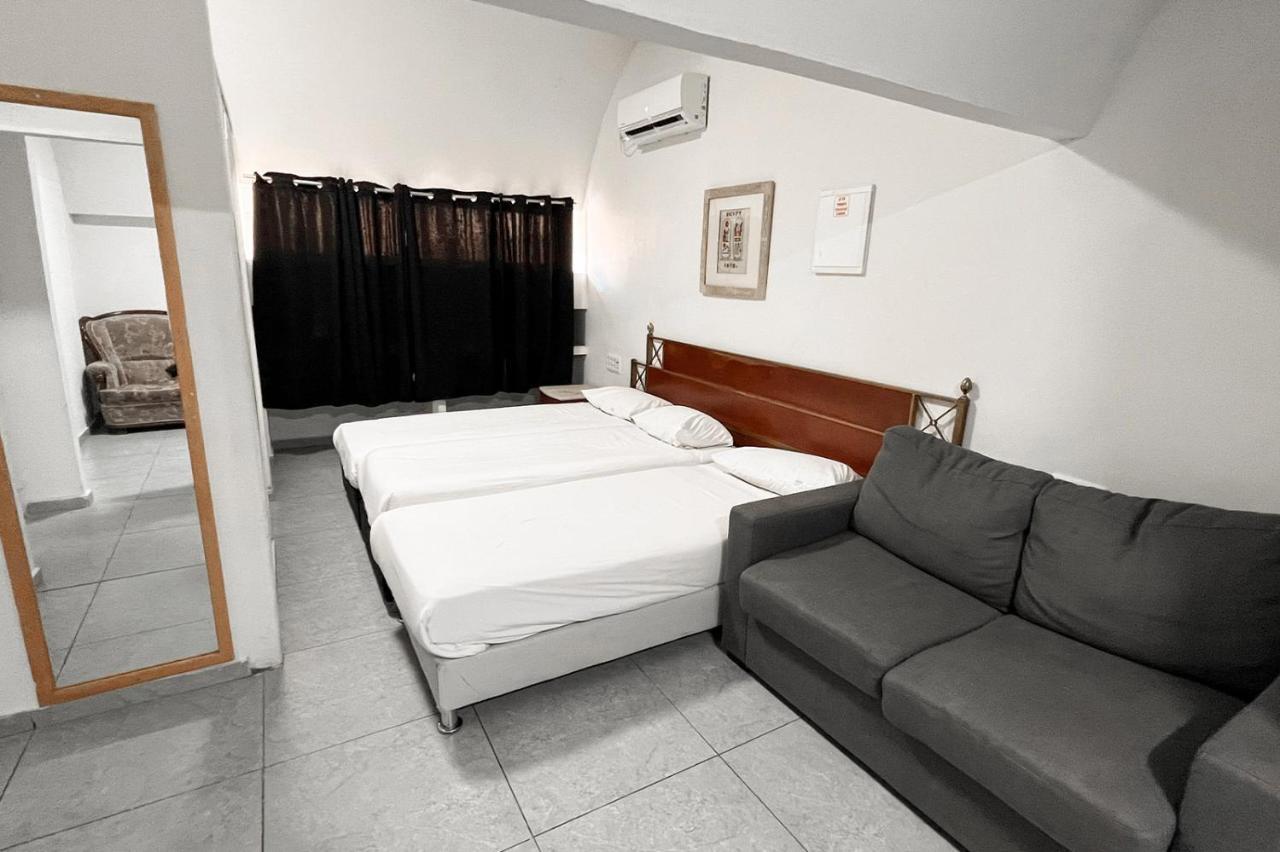 Hotel Maman Ейлат Екстериор снимка