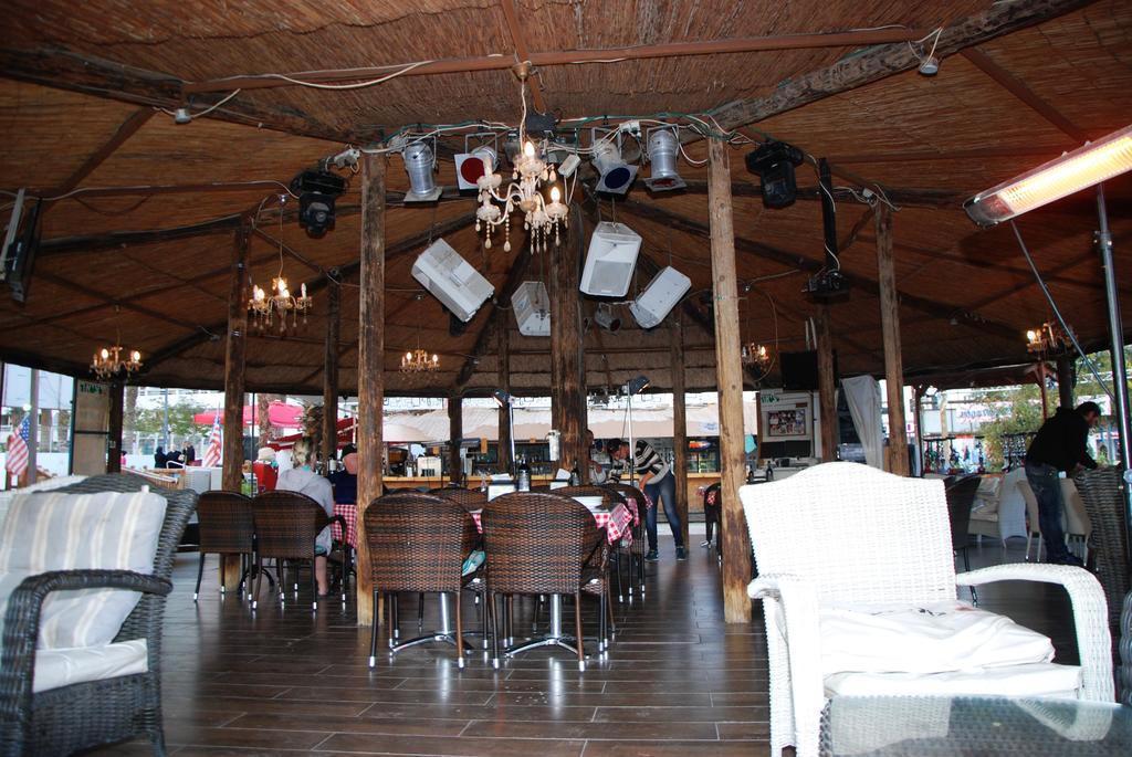 Hotel Maman Ейлат Екстериор снимка